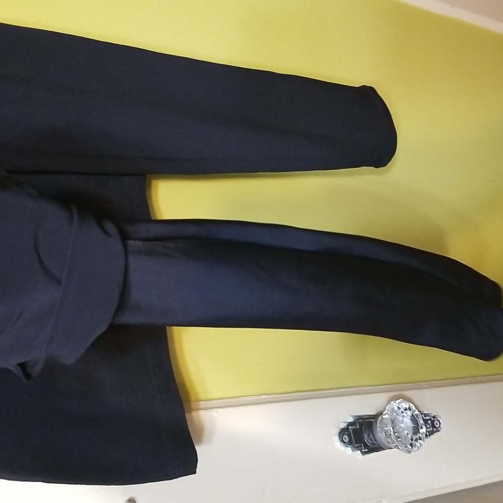 It's a set ( 2pcs ) T-shirt and Tights Sz (XS tights T-shirt-Sm - Picture 3 of 4